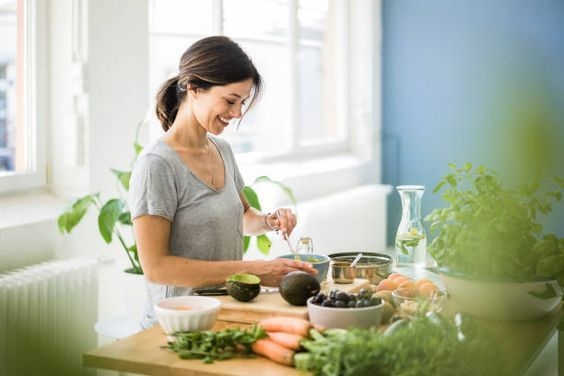 Thực Đơn 1 Tháng Theo Hướng Kiểm Soát Cân Nặng: Cách Tiếp Cận Khoa Học Và Dễ Duy Trì