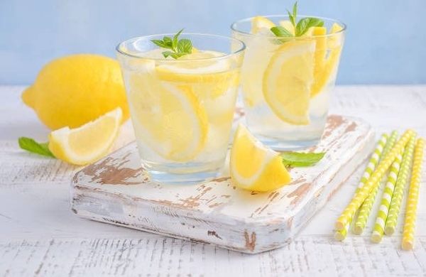 Uống detox chanh mỗi ngày: Thói quen đơn giản cho lối sống lành mạnh