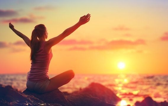 Hạ Đường Huyết Là Gì? Những Điều Cần Biết Để Kiểm Soát Tốt Hơn