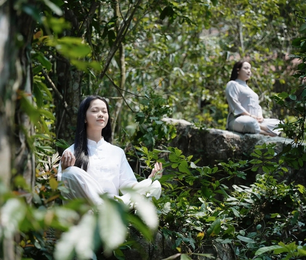 A DAY AT NGOA VAN ZEN VILLAGE: FROM SERENE DAWNS TO SUNSETS OVER ZEN TEA