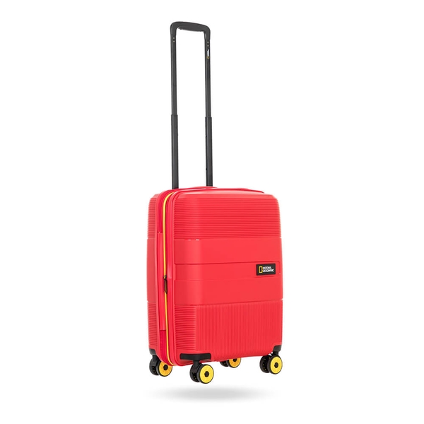 Vali National Geographic N221HA
