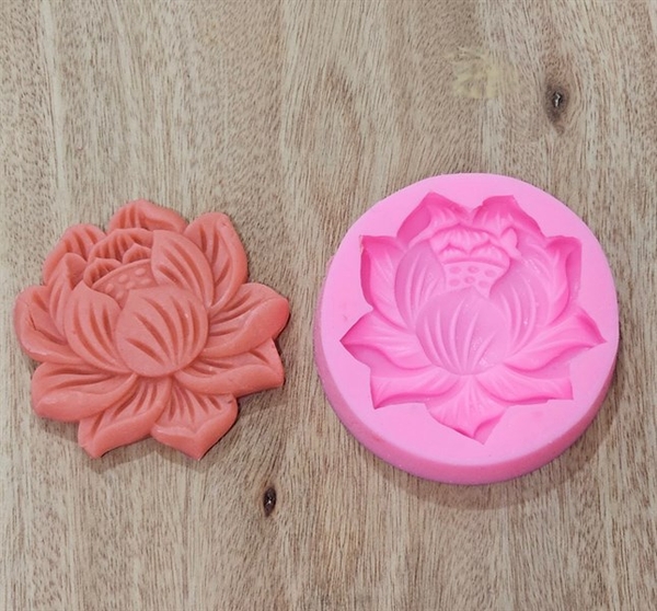 Khuôn Silicon - Mặt Ép Hoa Sen - 8cm Hoa Sen Nhọn
