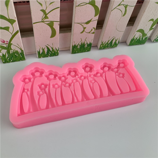 Khuôn Silicon - Viền Cỏ Hoa Đứng 9Cm - Viền Cỏ Hoa Đứng 9cm