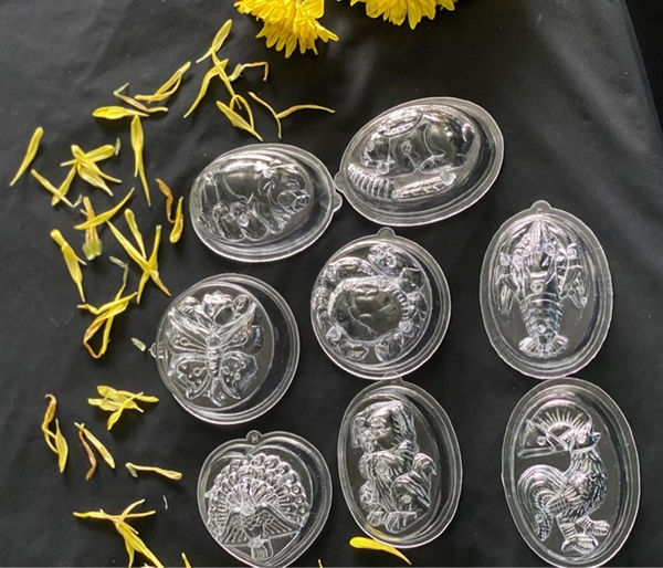 Set 10 Khuôn Nhựa RCT 7cm Cao 3cm (NL) (10 Khuôn Ngẫu Nhiên)