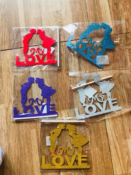 Chữ Love Nhũ Phụ Kiện Trang Trí - BẠC NHŨ