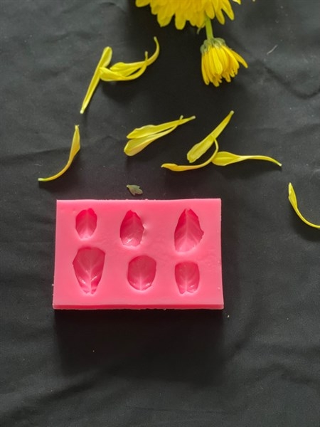 Khuôn Silicon - Lá Dolla Bầu Thái - SL75