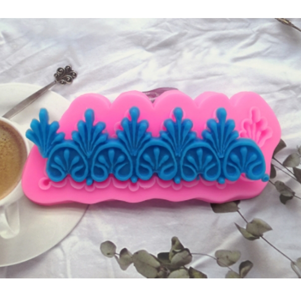 Khuôn Silicon - Viền Chuỗi Họa Tiết - Họa Tiết Mai 13x4cm