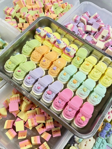 Khuôn Silicon - Em Bé Giày - Giày Dép Crocs Khúc Bạch K Charm