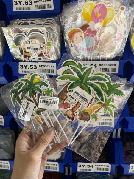Cắm cây xanh lá khía -phụ kiện trang trí bánh - cắm cây dừa 01