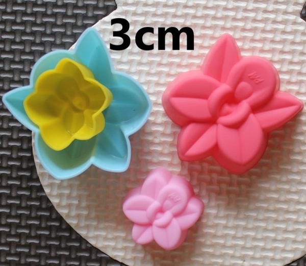 [10 cup] Khuôn Silicon - Cup Set 3cm - M21 - Hoa Lan