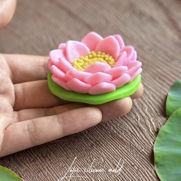 Khuôn Silicon - Hoa Sen Thái Nở - Sen Kèm Lá 5cm