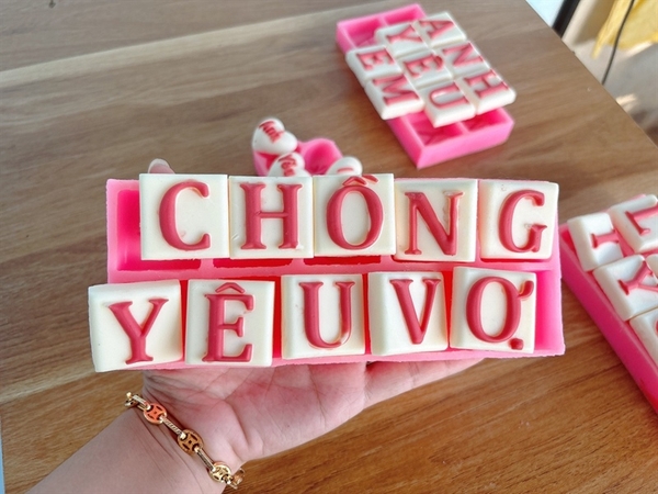Khuôn Silicon - Chữ Cái IN - chồng yêu vợ