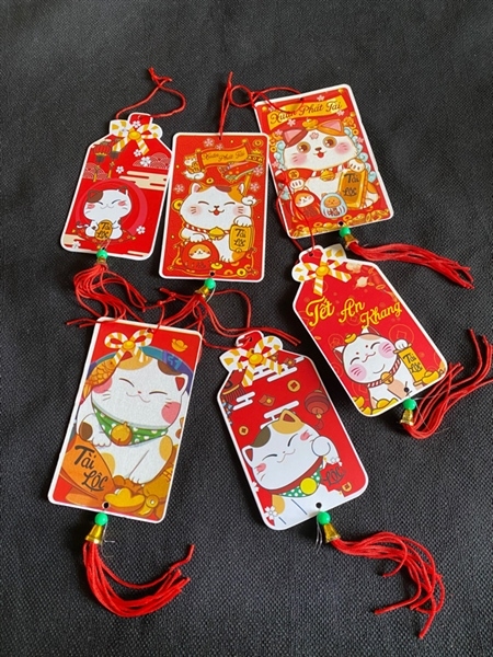 PKC - TẾT - thẻ treo mèo thần tài
