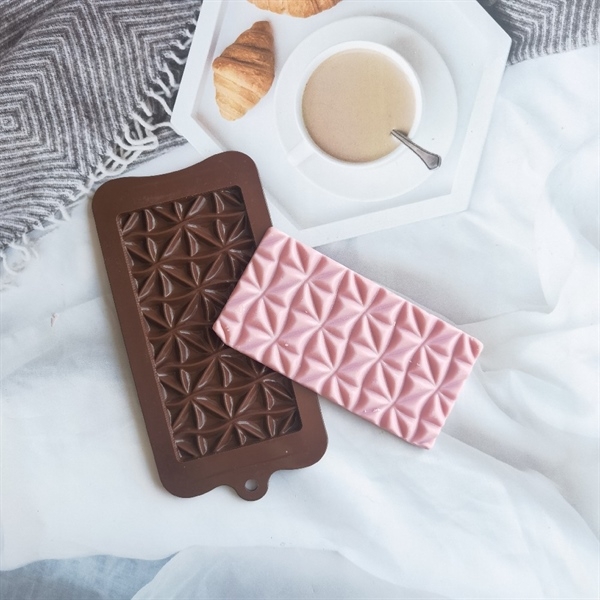 Khuôn Silicon - Viền VN - 17x8cm - VN09 - Tam Giác