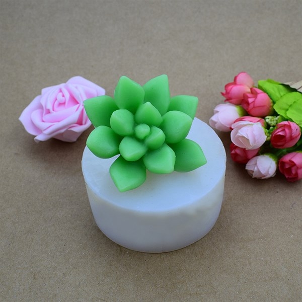 Khuôn Silicon - Sen Đá 13 Cánh - 6.7x4cm - Cánh Nhọn Mộng Nước