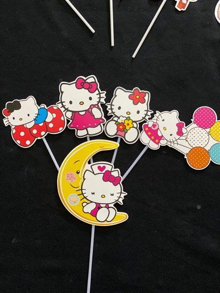 Set Cắm Mèo Kitty Tim Phụ Kiện Trang Trí Bánh