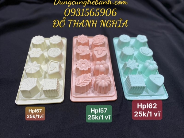 Khay Đá Nhựa HPL - HPL62 - TH 8c Hoa Tim Vuông Bông Tuyết