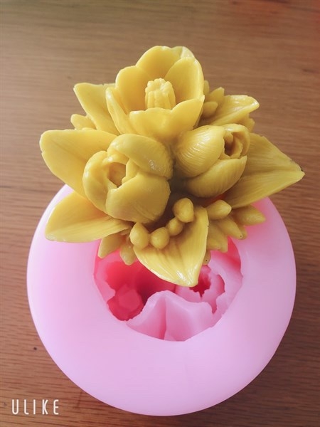 Khuôn Silicon - Hoa Tulip - SL180 - Chùm 3 Kèm Lá