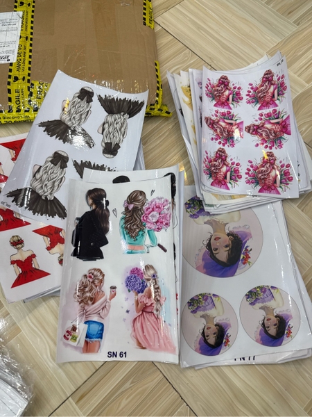 Decal Sale 35k 5 Tấm - Mẫu Ngẫu Nhiên 20/10