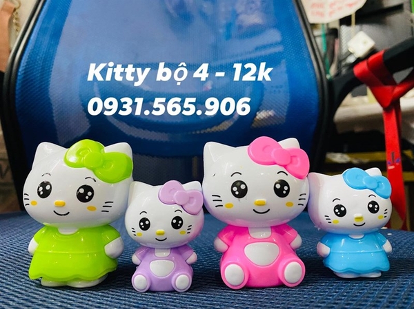 Con Mèo Nhựa - PKD - Set 4 - Kitty Lớn Nhỏ