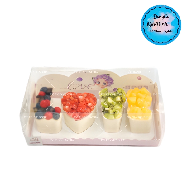 Hộp Nhựa - Ly Chữ LOVE - Kèm Hộp