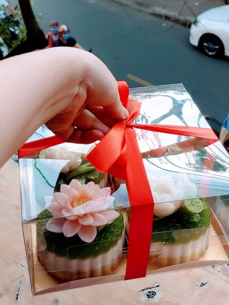 Hộp Nhựa - Vuông Đế Giấy - 4 Ngăn 10x10cm Cao 10cm