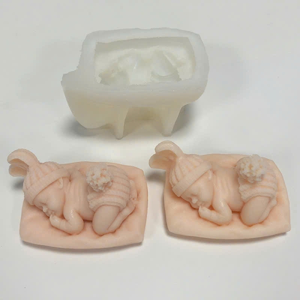 Khuôn Silicon - Em Bé - Nằm Chu Đít Có Thảm