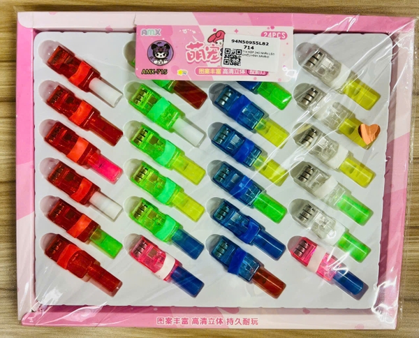 714 HỘP 24C NHẪN LED CHIẾU HÌNH SANRIO