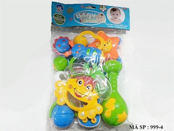 999-4 TÚI LẮC TREO NÔI 9 MÓN (CUA, BÔNG, ĐIỆN THOẠI, BƯỚM, GẤU NGÔI SAO, DÂU) (PVC)