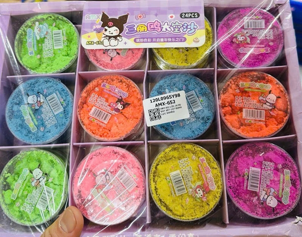 AMX-652 LỐC 24 HỦ ĐẤT SÉT CÁT ĐỘNG LỰC SANRIO