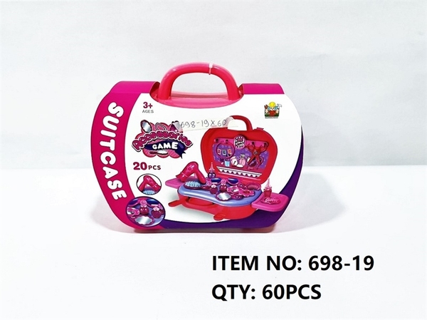 698-19  HỘP VALI TRANG ĐIỂM MÁY SẤY+ MẮT KIẾNG + LƯỢC