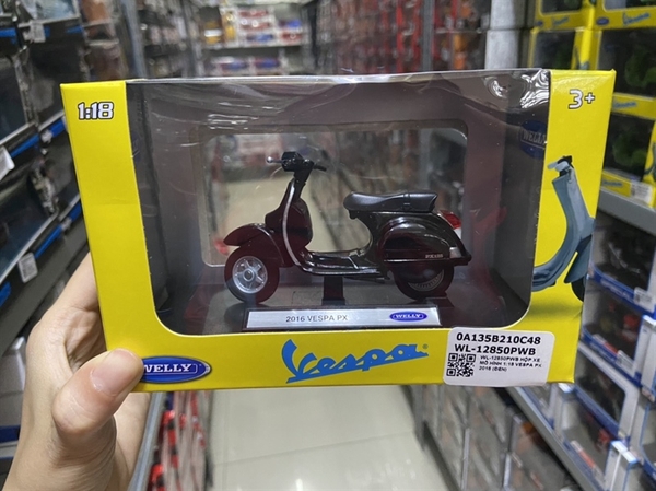 WL-12850PWB HỘP XE MÔ HÌNH 1:18 VESPA PX 2016 (ĐEN)