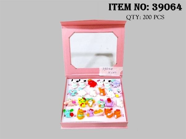 39064 HỘP 24C NHẪN NHỰA SANRIO