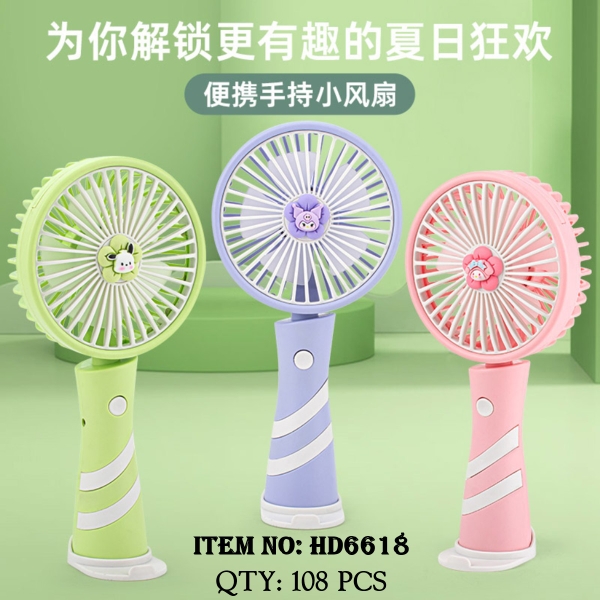HD6618  HỘP QUẠT PIN SANRIO + SẠC USB ĐỦ MẪU