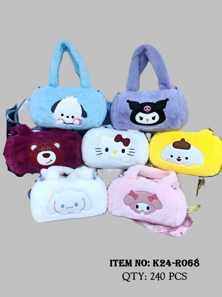 K24-R068 GIỎ XÁCH NHỒI BÔNG SANRIO ĐỦ MẪU (GẤU DÂU, KITTY)