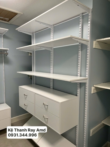 Kệ quần áo AMD – giải pháp linh hoạt, gọn nhẹ hơn, tối ưu cho cả người làm lẫn người dùng.