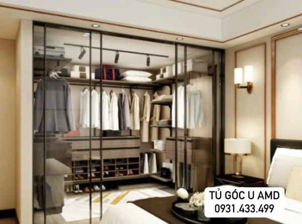 Bộ kệ quần áo AMD lấy cảm hứng từ sự tối giản, sang trọng của phong cách Ý