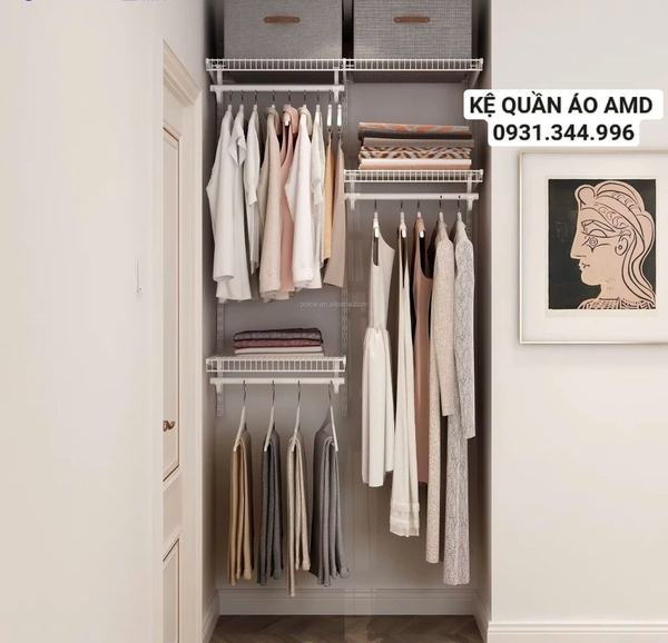 GIẢI PHÁP – BỘ KỆ QUẦN ÁO AMD VỚI THIẾT KẾ MỞ THÔNG MINH