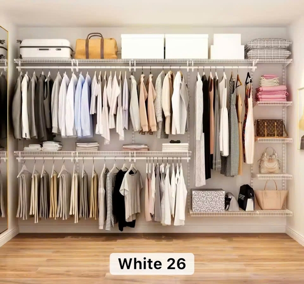 Nên chọn đóng tủ 5 gian treo đồ hay lắp kệ thanh ray AMD?