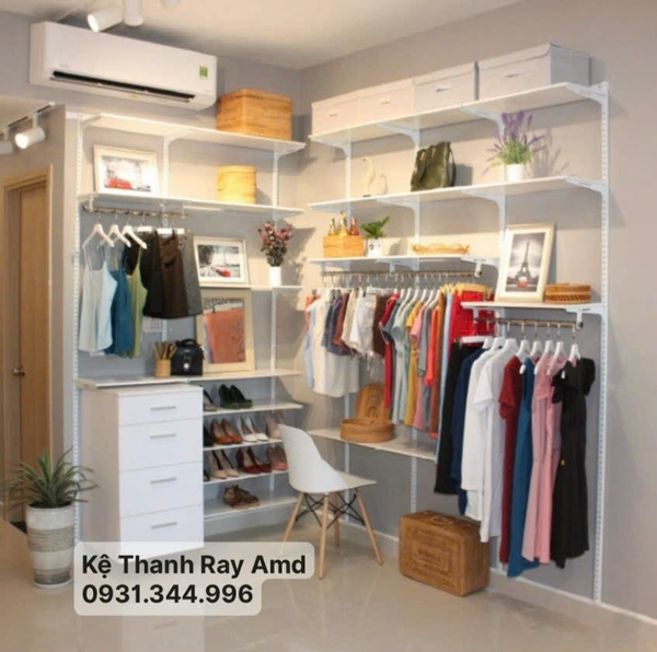 Không biết mặc gì. Không tìm được gì. Không còn ý tưởng.