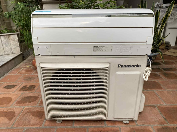 Điều hòa Panasonic Viền Đen 10K PTU