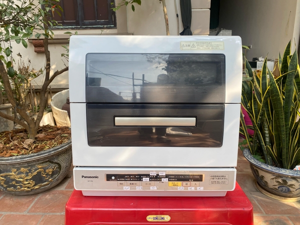 Máy rửa bát Panasonic TR6