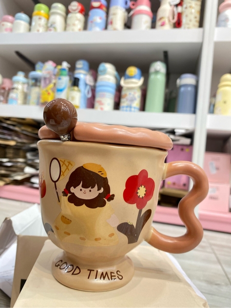 Cốc sứ cô bé kèm muỗng