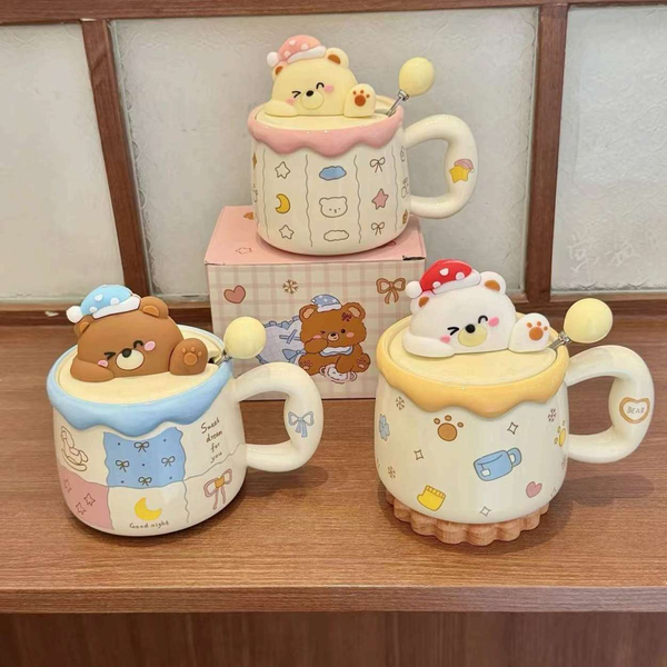 Cốc sứ gấu đội nón kèm muỗng