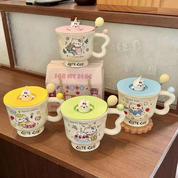 Cốc sứ mèo Kitty kèm muỗng