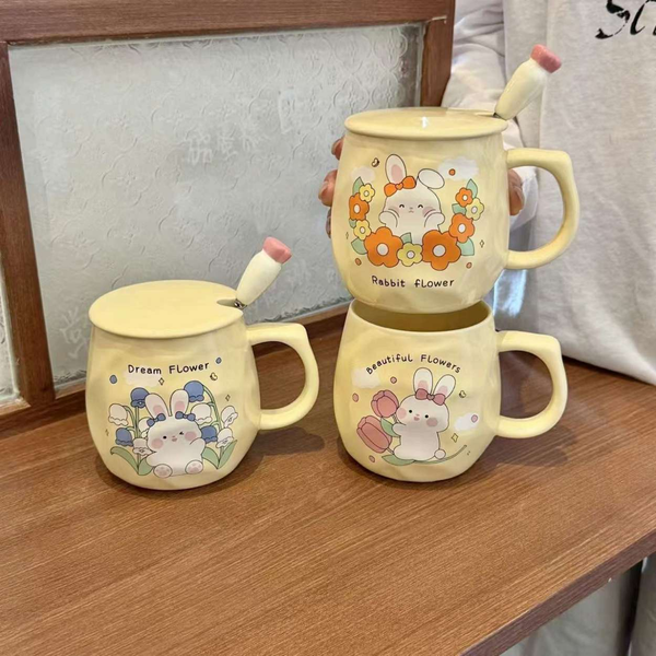 Cốc sứ thỏ hoa kèm muỗng