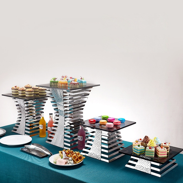 KỆ TRANG TRÍ BÁNH KẸO QUẦY LINE BUFFET