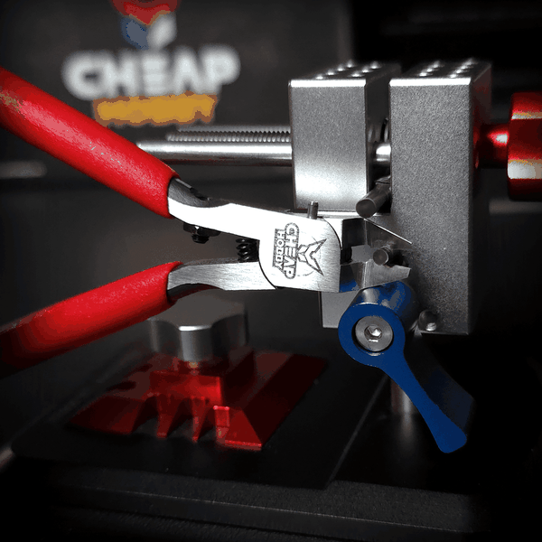 Dụng Cụ CheapHobby Kìm 1 Lưỡi Cắt Gundam CHB-01 Single Blade Nipper (Tặng Kèm Xịt Chống Rỉ và lò xo)