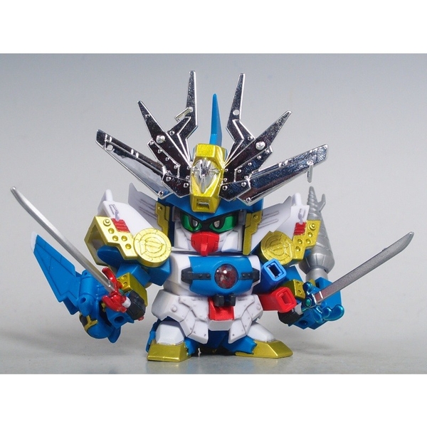 Mô Hình Lắp Ráp SD BB135 BAKURYU GUNDAM Chính Hãng Bandai Nhật Bản
