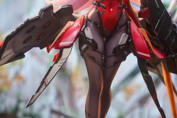 MÔ HÌNH C.C.CHALCOSOMA - (Caucasus Beetle) - 1/7 Complete Figure (HOWLING STAR) FIGURE CHÍNH HÃNG